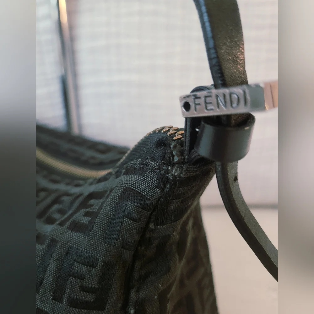 Fendi Pochette - Picture 5 of 16